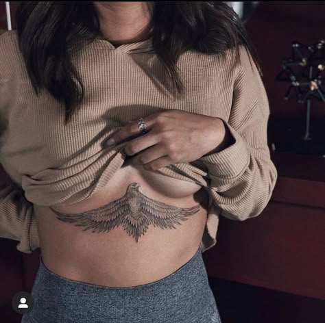 Bird Sternum Tattoo Women, Bird Sternum Tattoo, Maverick Tattoo, Tattoo Ears, Vulture Tattoo, Sternum Tattoo Women, Simple Bird Tattoo, Bird Tattoos Arm, Under Chest Tattoo