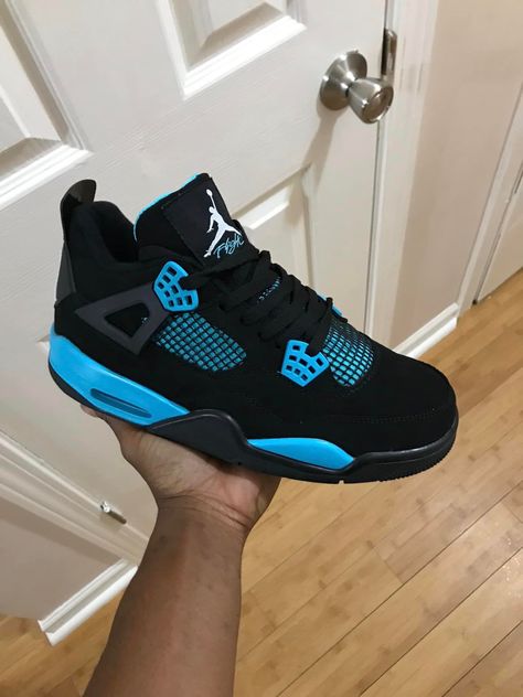 J 4 Shoes, New Jordans 2023, J4 Shoes, Jordan Retro 4 Outfits, Jordan 4s Retro, Jordan 4 Shoes, Cute Jordans, Nike Shoes Women Fashion