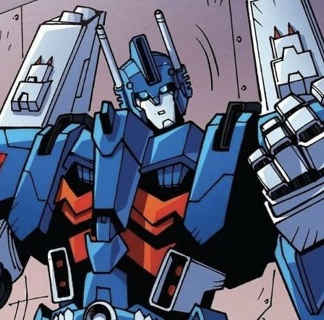 Ultra Magnus Idw, Transformers Pfp, Transformers Mtmte, Transformers Drawing, Transformers Idw, Ultra Magnus, Transformers Memes, Transformers Design, Transformers Autobots