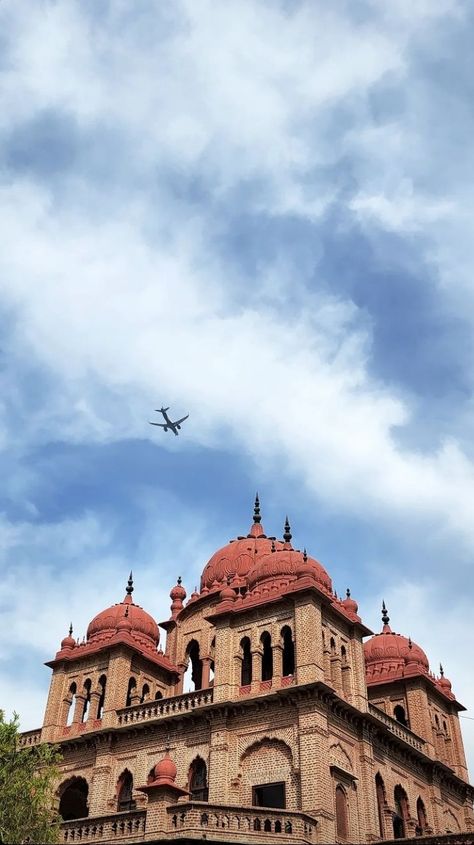 Khalsa College Amritsar, Punjab Architecture, Khalsa College, Road Aesthetic, Pretty Landscapes, Night View, Amritsar, Taj Mahal, Ram