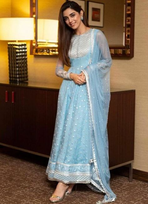 Net Long Frocks, Long Frock Designs For Women, Indian Long Frocks, Frock Designs For Women, Long Frocks For Girls, Net Anarkali, Blue Anarkali, Long Frock Designs, Maya Ali