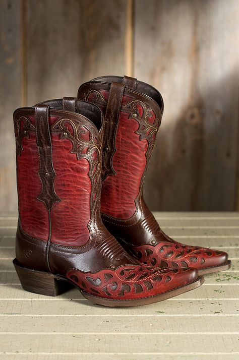 Womens cowgirl boots outfits