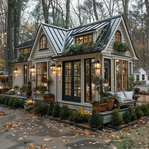 Cottage Tiny House, Creole Cottage, Small Cottage Homes, Tiny Cottage, Wedding Chapel, Dream Cottage, Small Cottage, Tiny House Cabin, Cabins And Cottages