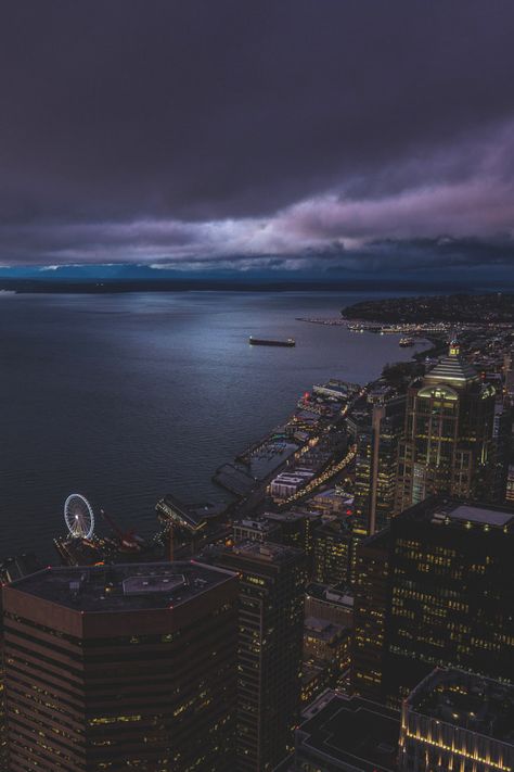 Seattle Seattle Aesthetic, Pnw Aesthetic, City Life Aesthetic, City At Night, Sky View, Emerald City, City Views, Night City, Big City