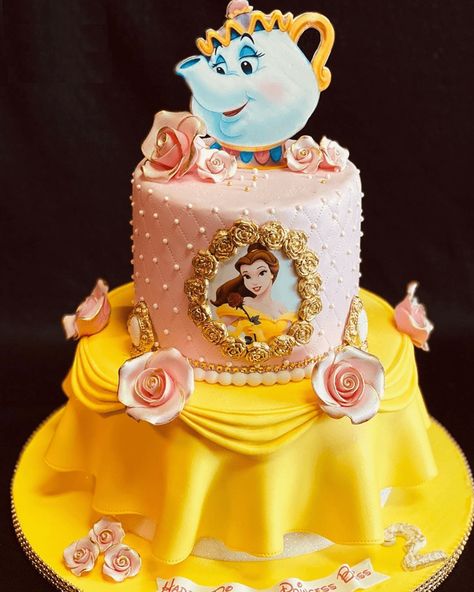 Beauty And The Beast 1st Birthday Cake, Beauty And The Beast Birthday Cake Ideas, Beauty And The Beast 3rd Birthday Party, Beauty And The Beast Cake Ideas, Belle Cakes Birthday, Beauty And The Beast Birthday Party Deco, Beauty And The Beast 1st Birthday, Beauty Beast Cake, Beauty And The Beast Cakes