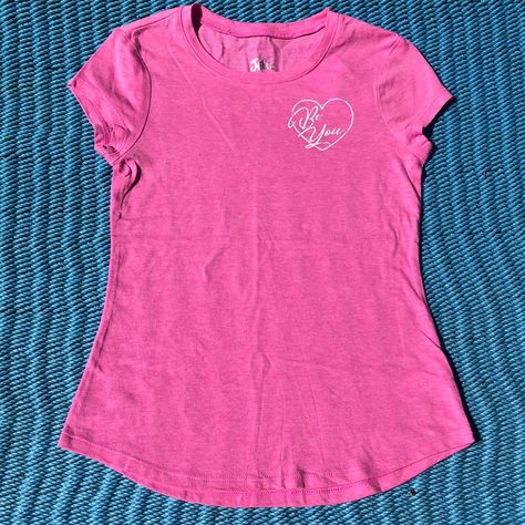 Justice Brand Graphic Tee Shirt “Be You” Size: Girl’s 6/7 ***New W/ Tags*** A Feminine Shade Of Pink, T-Shirt Has White Screen Print Lettering Inside Of A Heart On The Front & Plain Back With A Scoop Hem Bottom. A Fabulous T-Shirt For Your Young Fashionista! Cheap Pink Y2k T-shirt, Old Justice Clothes, 2000s Justice Clothes, Lady Justice Shirt, Shoes List, Justice Clothes, Pink Soft-washed Graphic Tee, Print Lettering, Birthday Haul