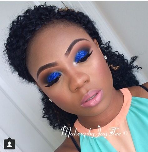 Face beat!!! Hot!!! Royal Blue And Gold Eye Makeup, Royal Blue Glam Makeup, Royal Blue Makeup Looks Black Women, Royal Blue Eyeshadow Looks, Royal Blue Makeup Looks, Royal Blue Makeup, Anniversary Makeup, Makeup Looks Prom, Melanin Makeup