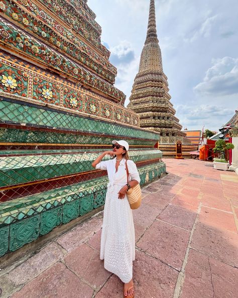 ☀️😎 #thailand #bangkok #travelling #ootd Bangkok Fits, Thailand Ootd, Bangkok Outfit Travel Ootd, Bangkok Photo Ideas, Thailand Outfit Ideas, Phuket Thailand Outfit Ideas, Wat Arun Bangkok Outfit, Thailand Ootd Travel Outfits, Bangkok Instagram Spots