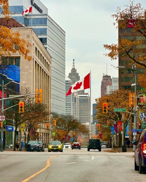 Went to Windsor this evening 🇨🇦❤️ #canada #windsor Windsor Ontario Canada, Canada Cities, Canada Vibes, Traveling To Canada, Traveling Canada, Canada Provinces, Canada Dream, Canada Places, Canada Living