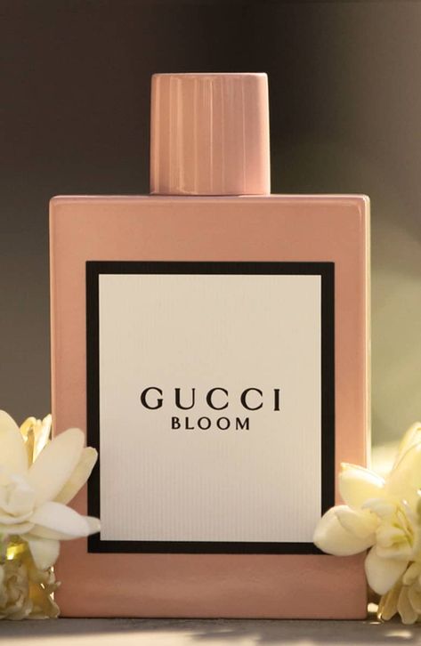 Gucci Bloom Perfume, Fragrance Packaging Design, Bloom Perfume, Fragrance Display, Parfum Gucci, Gucci Fragrance, Koleksi Parfum, Fragrance Advertising, Fragrance Campaign