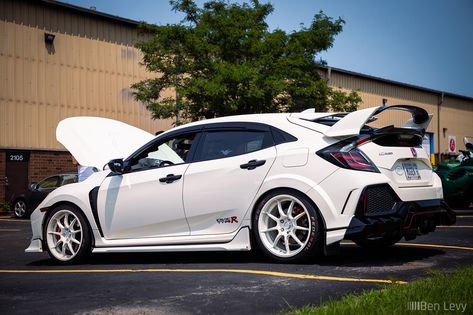 White FK8 Civic Type-R with Mugen Kit - BenLevy.com Car Meet, Civic Type R, Honda (car), Jdm Cars, Fast And Furious, Honda Civic, Jdm, Car Pictures, Chicago