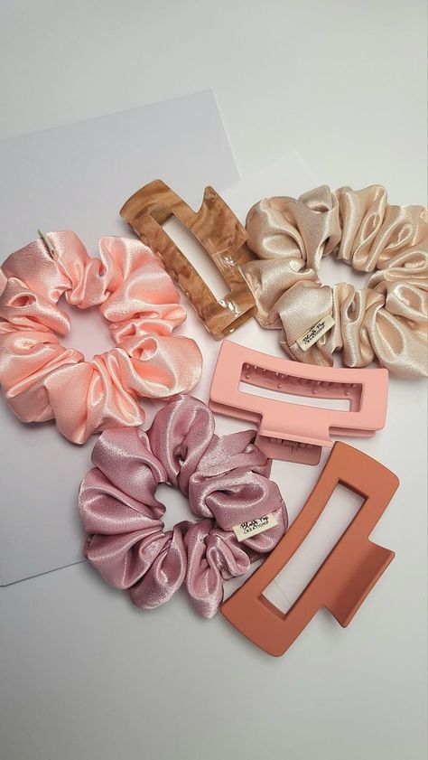 Hair Clips And Scrunchies, Claw Clips Aesthetic, Bday Basket, Scrunchies Aesthetic, Diy Hair Scrunchies, Brand Ideas, Best Small Business Ideas, Hair Claw Clips, Handmade Embroidery Designs