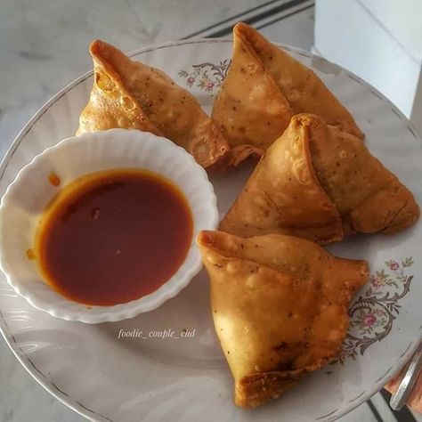 Desi, Aesthetic, Desi aesthetic, South Asian, south Asian aesthetic, culture, Desi culture, Desi culture aesthetic, Desi clothes, Desi food, South Asian food, samosa, samosas, Samosa Aesthetic, Fatima Aesthetic, Samosa Snap, Desi Aesthetic, Desi Food, Samosa, Snap Food, Food Snapchat, South Asian