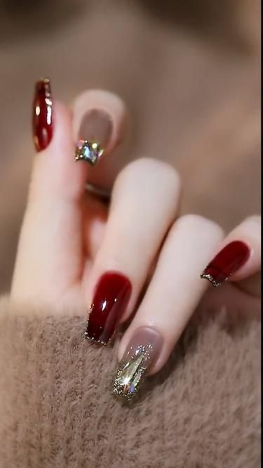 Nail Art Designs For Beginners, Nail Extensions Acrylic, Elegant Touch Nails, Bakra Eid, Dresses Dance, New Years Nail Designs, Hello Nails, Gel Nail Art Designs, Elegant Nail Designs