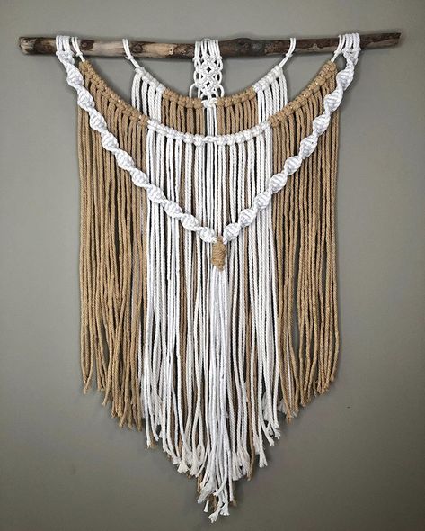 Macrame wall hanging, rustic decor, boho decor Diy Wall Art Painting, Painting Ideas Wall, Craft Home Decor Ideas, Wall Art Painting Ideas, Art Painting Ideas, Canvas Art Ideas, Pola Macrame, Yarn Wall Art, Home Decor Aesthetic