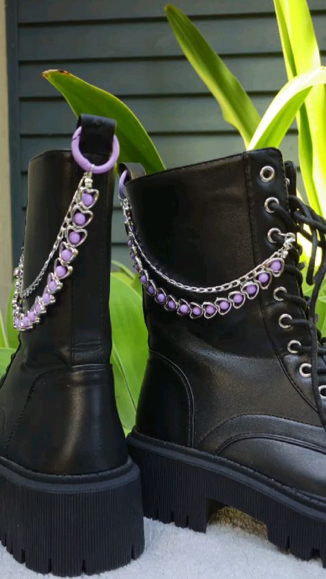 shoechains #accessories #punkfashion #combatboot #drmartens#vansoffthewall  #alternativefashion #whimsyfashion #festivalfashion #shoechain
#handmade #brisbaneart Diy Boot Chains, Shoe Chain, Boot Chains, Fantasy Costumes, Outfits And Accessories, Long Boots, Character Outfits, Punk Fashion, Alternative Fashion