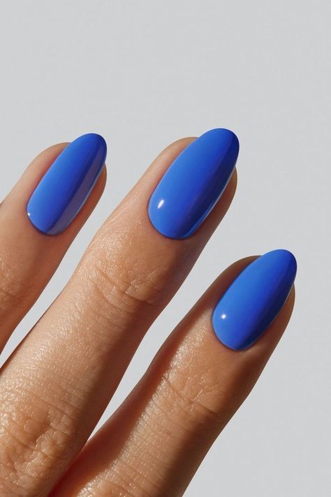 Single Colour Nails, Blue Nails For Summer, Portugal Nails, Bright Blue Nails, Subtle Energy, Aura Blue, Blue Gel Nails, Summery Nails, Gel Nail Polish Set