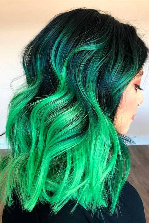 Bold Green Ombre Hair #colorfulhair #ombrehair ★ Looking for the latest green hair ideas? In our guide, we've put together the best options to match any taste, from light pastel mint balayage on a short bob to dark and bright emerald ombre on long locks. #glaminati #lifestyle #greenhair Dyed Hair Tips, Green Dyed Hair, Green Ombre Hair, Green Hair Color Ideas, Green Hair Color, Mint Green Hair, Dark Green Hair, Green Hair Dye, Vivid Hair Color