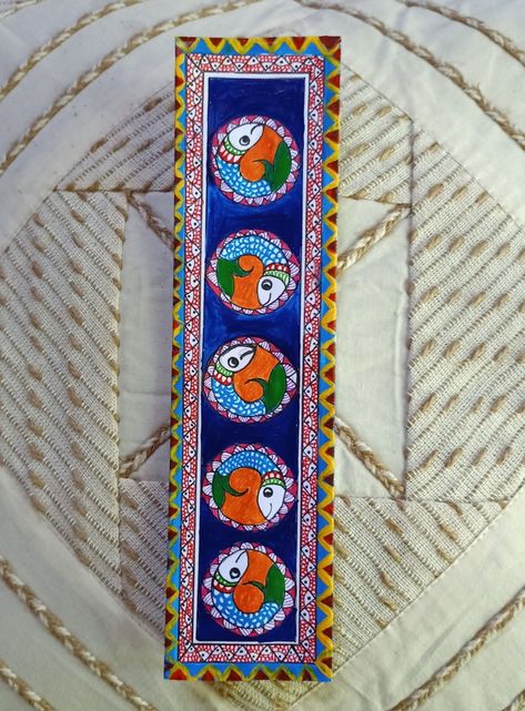 Madhubani Bookmarks, Painting Borders, Doodle Bookmarks, Madhubani Border, Mithila Art, Mithila Painting, Bengali Art, Fabric Paint Diy, Kalamkari Painting