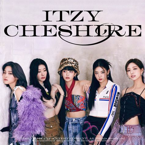 #ITZY #CHESHIRE #Yeji #Lia #Ryujin #Chaeryeong #Yuna #wallpaper #lockscreen #homescreen #itzylockscreen Itzy Cheshire, Spiritual Music, Edit Music, Wallpaper Trends, Indie Pop, Korean Music, Indie Music, Party Entertainment, Pop Artist