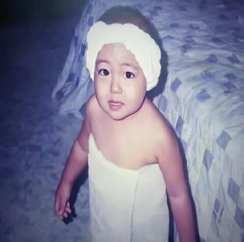 Taehyung Baby Pictures, Baby Taehyung, Bts Now, Bts Predebut, Childhood Pictures, Jung So Min, Childhood Photos, Pre Debut, Kim Taehyung Wallpaper