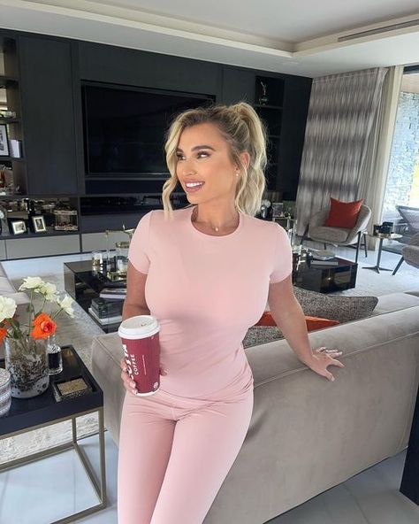 Billie Faiers on Instagram: "I’m sooooo excited to say that my first collection back with @inthestyle is now live on the app! 👏🌸 #ad The response has been amazing and I’m so glad you guys are loving it as much as I do! Me & the team have been working so hard to create a collection that is stylish but also really comfortable at the same time and something you can wear everywhere!🥰 Let me know which bits you guys manage to get & hope you love it 💗" Billie Faiers, Smart Women, Leather Outfit, The Team, No Response, Let Me, Let It Be, Leather, How To Wear