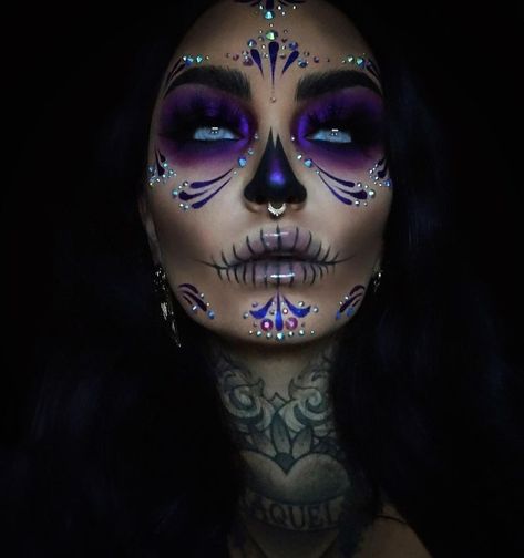 Interesting Makeup Looks, Haloween Mackup Ideas, Sarah Cabrera, Catrina Makeup, Glam Skull, Halloween Makeup Sugar Skull, Sugar Skull Costume, Halloweenský Makeup, Dead Makeup