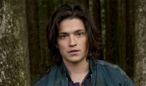 Thomas McDonell interview: The 100, The Hunger Games & more | Den ... Finn Collins, Thomas Mcdonell, Eugene Fitzherbert, Fionn Whitehead, The 100 Characters, Alex Pettyfer, Hemlock Grove, The 100 Show, Flynn Rider