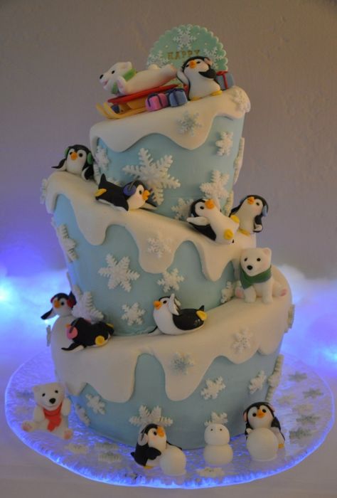 Winter Torte, Penguin Cakes, Christmas Cake Decorations, Xmas Cake, Winter Cake, Crazy Cakes, Holiday Cakes, Fancy Cakes, Cake Creations