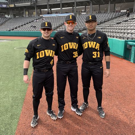 Softball Uniforms, Baseball Drills, Iowa Hawkeye, Baseball Guys, Baseball Pictures, College Baseball, Sports Uniforms, Baseball Softball, Baseball Team