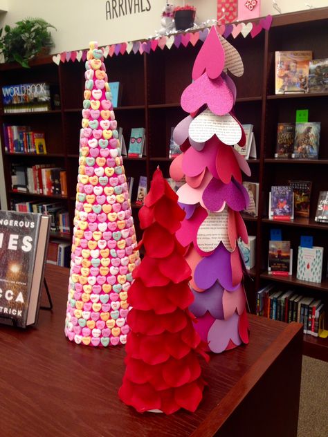 Valentine’s Day Library Bulletin Board, Valentines Day Book Display, Valentine’s Day Library Display, Library Valentines Day Bulletin Boards, Valentines Day Library Displays, Valentines Library Display, Library Valentines Display, Library Valentines Day, February Library Displays