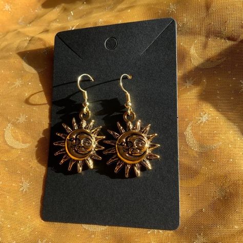 Pretty Stacks, Academia Jewelry, Hogwarts Shifting, Sun Moon Earrings, Witch Cottagecore, Love Spell Candle, Earrings Cottagecore, Cottagecore House, Cottagecore Earrings