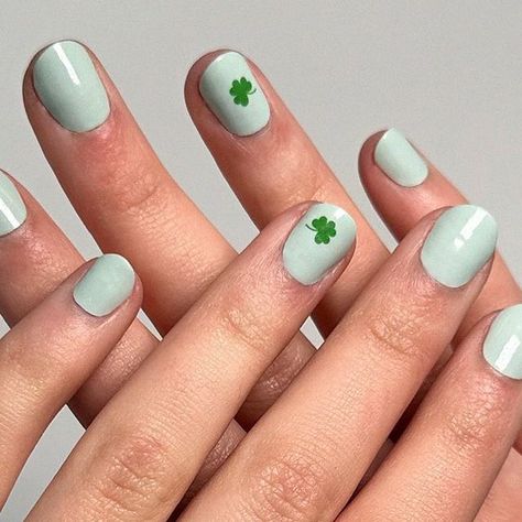 Glaize on Instagram: "Happy St. Patrick's Day! 💚 As if we needed an excuse for super cute shamrock nail art ☘️🌈   #nailart #nailartinspo #stpatricksday #shamrocknails #stpatricksdaynails" 4 Leaf Clover Nail Art, Ireland Nails, Shamrock Nail Art, Soccer Nails, Shamrock Nails, St Patricks Day Nails, St Patrick’s Day, Leaf Clover, Cosmetology