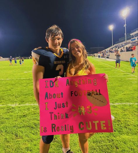 Couple Goal Football Game, Supporting Boyfriend Sport, Football Related Hoco Proposals, Football Gf Captions, Football Couple Poster Ideas, Football Bf Poster Ideas, Signs For Football Games Boyfriend, Signs For Boyfriend Sports, Cute Hoco Signs Football