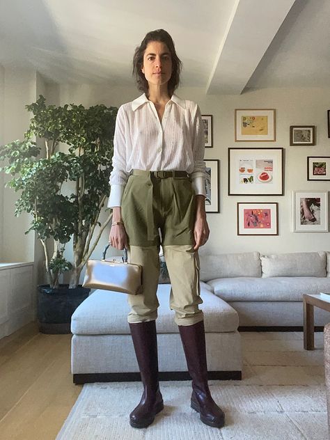 Khaki Hiking Pants Outfit, Safari Pants Women, Hiking Cargo Pants Women, High Waisted Hiking Pants, Field Research Outfit, Hiking Outfit Pants, Functional Green Hiking Pants, Military Style Cargo Pants For Hiking, Hiking Pants Outfit