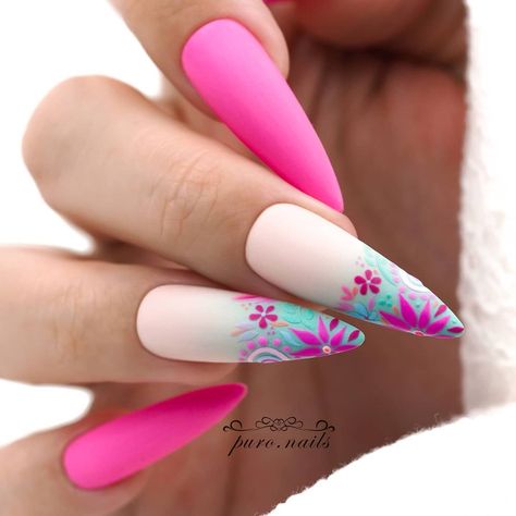 Bright Pink Nails, Neon Pink Nails, Hot Nail Designs, Neon Flowers, Nude Nail Designs, Flower Nail Designs, Flower Nail, Pink Nail Designs, Uñas Acrilicas