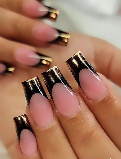 Black And Gold French Tip Nails Square, Gold French Tip Nails Acrylic, Gold French Tip Nails Square, French Tip Gold Accent, Nails With Gold Gems, Black And Gold French Tip, French Tip Nails With Gold, French Tip Gold, Gold French Tip Nails