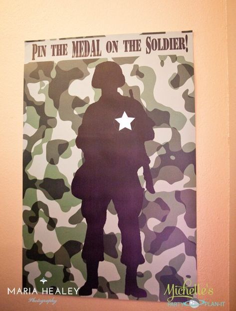 Pin the Medal on the Soldier Game Army Party Ideas, Army Party Decorations, Army Themed Birthday, Soldier Party, Camo Birthday Party, Army Birthday Parties, Diy Party Ideas, Camo Birthday, Themed Party Ideas