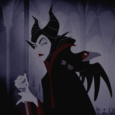 Dark Aesthetic Icons, Mal Bertha, W.i.t.c.h Fanart, Disney+ Icon, Sleeping Beauty Maleficent, Evil Disney, Dark Fairytale, Descendants 3, Disney Maleficent