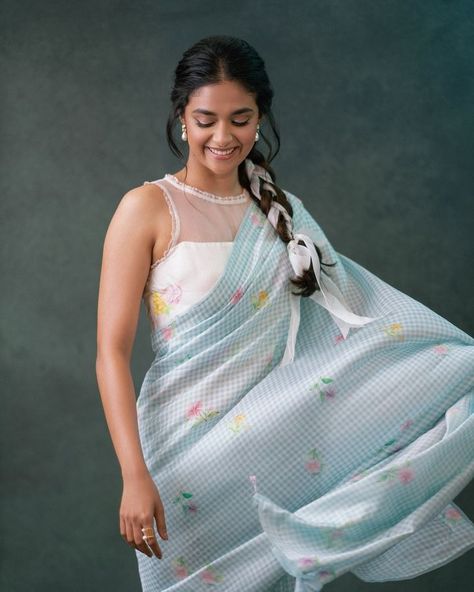 Keerthy Suresh (@keerthysureshofficial) • Instagram photos and videos Single Pleat Saree, Pleated Saree, Saree Painting Designs, Designer Sarees Wedding, Keerthi Suresh, Web Stories, Keerthy Suresh, Saree Poses, Party Wear Lehenga