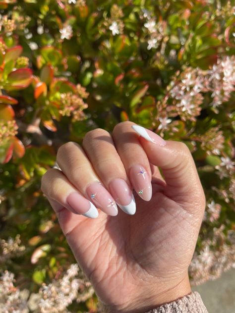 Long Rounded Acrylic Nails, Elegant Nails Oval, Medium Oval Nails Acrylic, Birthday Nails Oval, Long Oval Nails Design, Medium Oval Nails, Long Oval Nails, Rounded Acrylic Nails, Oval Nails Designs