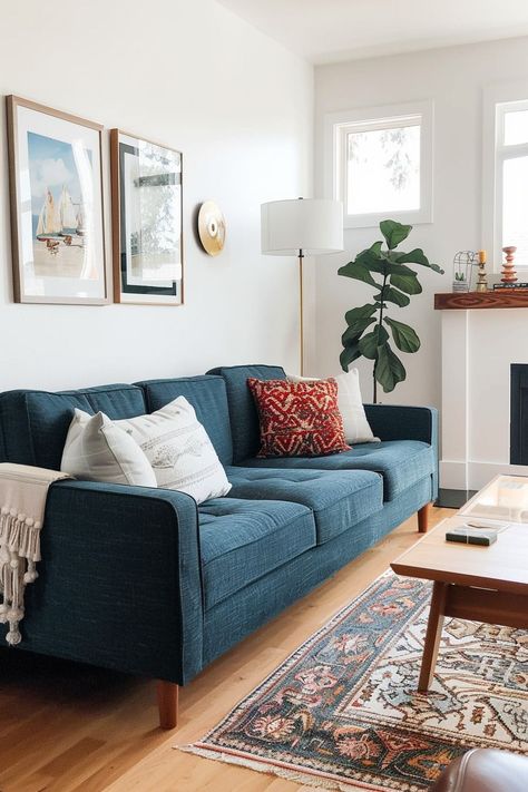 Small Living Room Blue Sofa, Boho Living Room Blue Couch, Blue Sofa Interior Design, Living Room Designs Blue, Navy Blue Sofa Living Room Ideas, Blue Home Design, Navy Couch Living Room, Living Room Ideas Blue, Sofa For Small Living Room