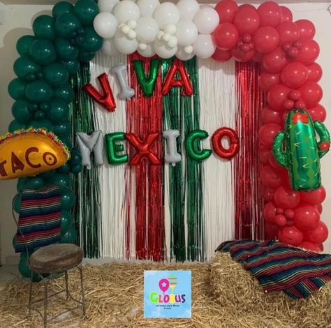 Mexico Independence Day Decoration, Mexican Independence Day Party, Mexico Party, Fiesta Birthday Invitations, Mickey Mouse Balloons, Mexican Independence Day, Mexican Independence, Fiesta Birthday Party, Mexican Birthday