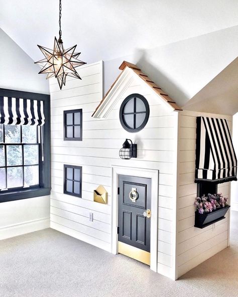 Cute Playhouse, Bonus Room Playroom, Under Stairs Playroom, Under Stairs Nook, Playhouse Indoor, Kids Indoor Playhouse, Grandkids Room, Backyard Kids Play Area, Indoor Playhouse