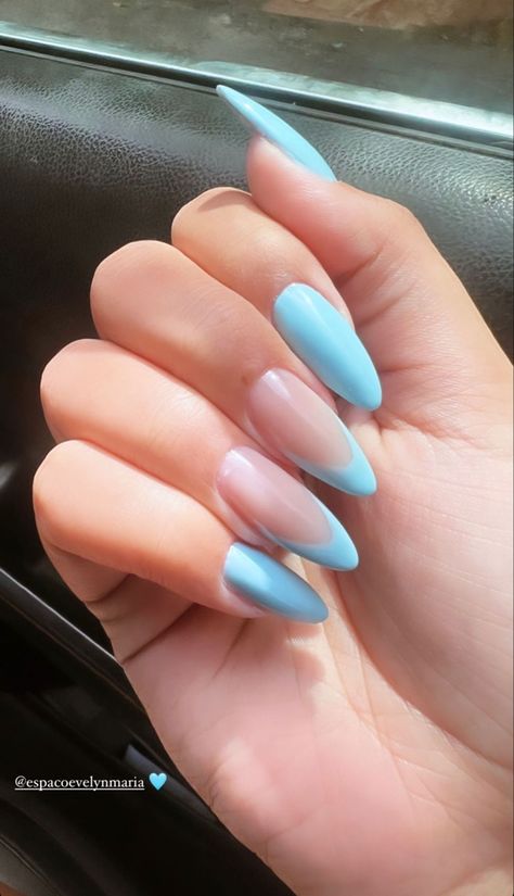 Blue Nail Designs Almond, Light Blue Almond Nails, Almond Blue Nails, Blue French Tips, Long Stiletto Nails, Cute Spring Nails, Edgy Nails, Almond Nail, Enamels