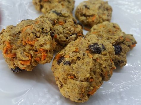 Bran Cookies Recipe, Bran Cookies, Vegan Bakes, Bran Flakes, Savory Sides, Soft Cookies, Carrot Recipes, Cookie Crumbs, Soft Cookie