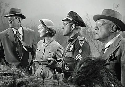 Them! James Whitmore, Beverly Garland, James Arness, Myths & Monsters, Fiction Movies, Ridley Scott, Giant Monsters, Science Fiction Film, Movie Monsters