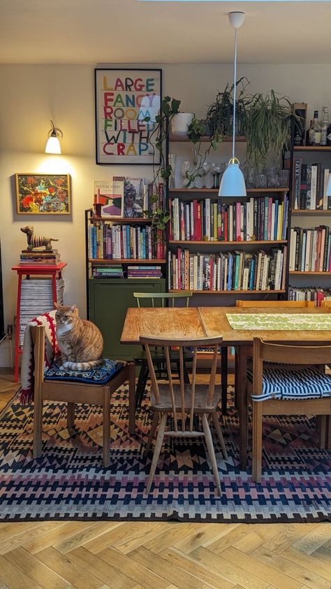 Dining Room Bookshelf, Room Bookshelf, Table Bookshelf, Dream House Interior, Apartment Inspiration, Eclectic Home, Apartment Interior Design, Dream Decor, Dream House Decor