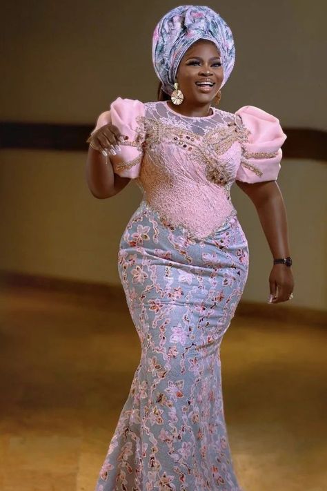 Damask And Lace Asoebi, Latest Damask Dress Styles, A Line Lace Gown Nigeria, Ladies Lace Dress Styles, Latest Styles For Lace Gown Asoebi, Nigeria Lace Gown Styles, Wedding Lace Styles Nigeria, Sequin Lace Asoebi Styles, Beautiful Lace Styles For Ladies