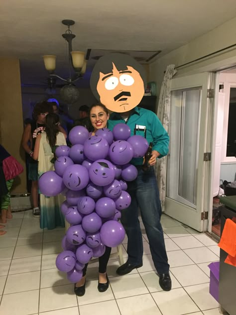 South Park member berries and Stan. I think we nailed the couples costume South Park Couples Costumes, Halloween Costumes South Park, Randy Marsh Costume, South Park Themed Party, Randy Marsh Cosplay, Member Berries, South Park Halloween Costume, South Park Costume, South Park Outfits